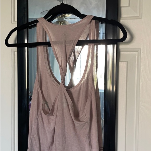 Volcolm Tank - Picture 3 of 3